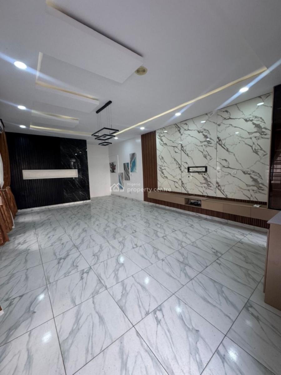 Spacious Self Contain Studio, Oral Estate, Lekki Expressway, Lekki, Lagos, Self Contain (single Rooms) for Rent