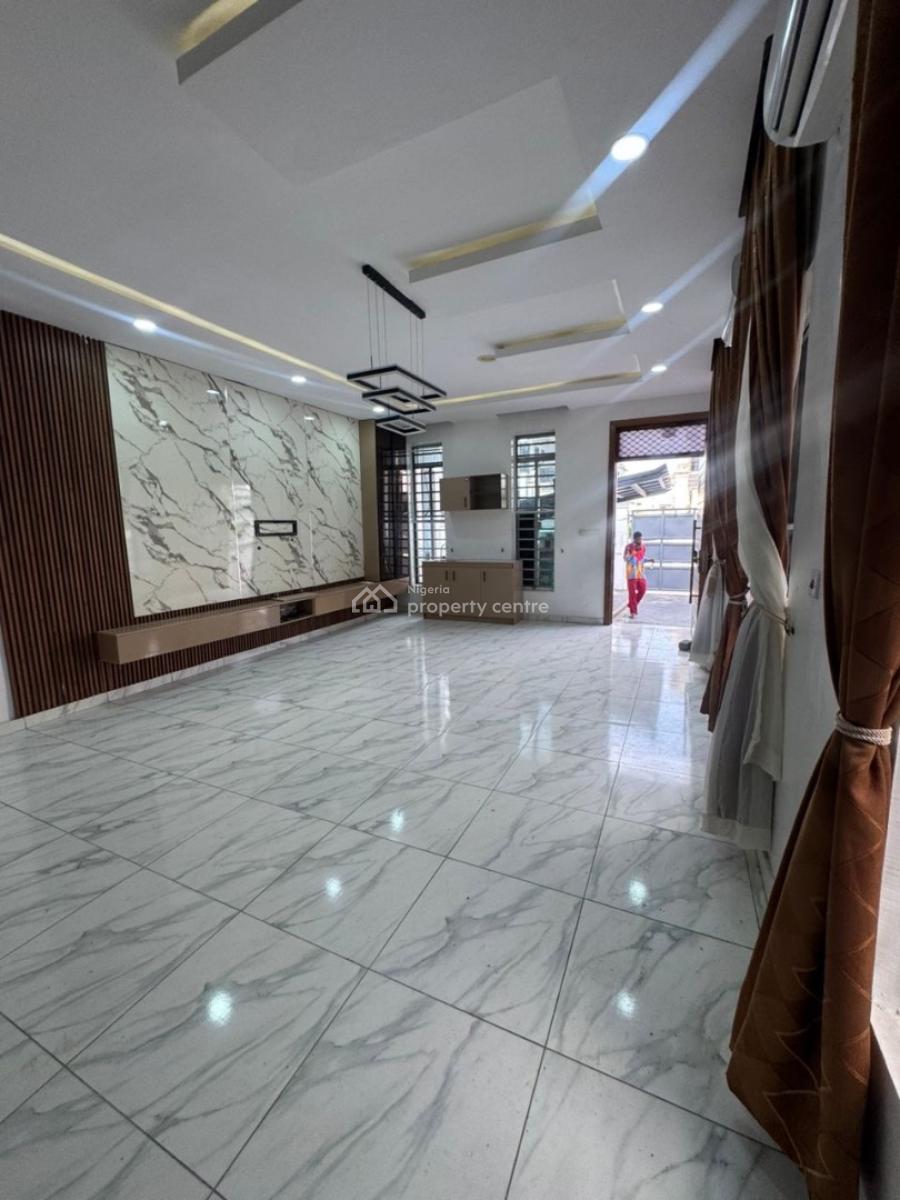 Spacious Self Contain Studio, Oral Estate, Lekki Expressway, Lekki, Lagos, Self Contain (single Rooms) for Rent