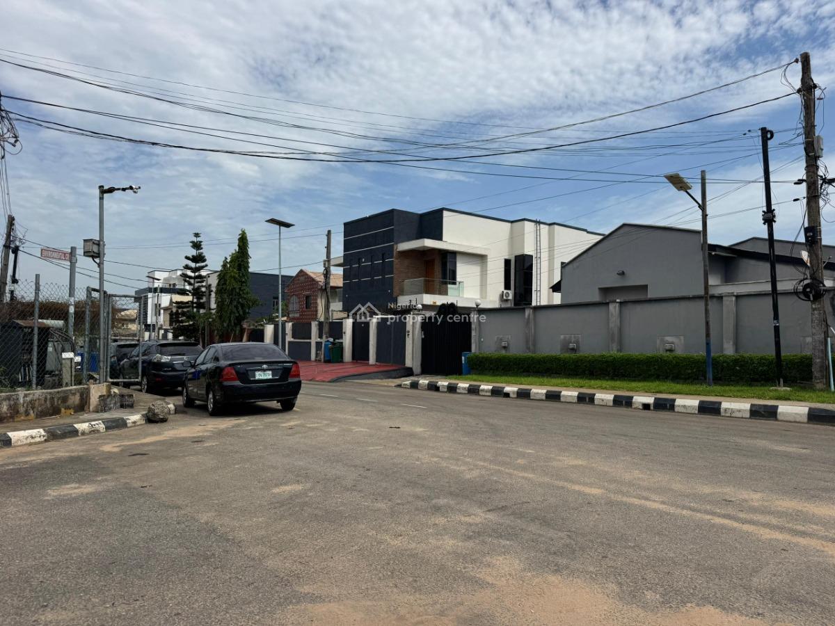 Land Measuring 648sqm with a Demolishable Bungalow at The Setback, in, Magodo Phase 1, Gra Phase 1, Magodo, Lagos, Residential Land for Sale