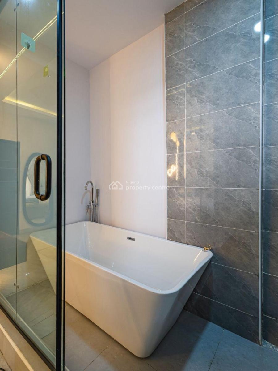 Luxury Two Bed Maisonette in Lekki Phase 1, The Rock, Lekki Phase 1, Lekki, Lagos, Flat / Apartment for Sale