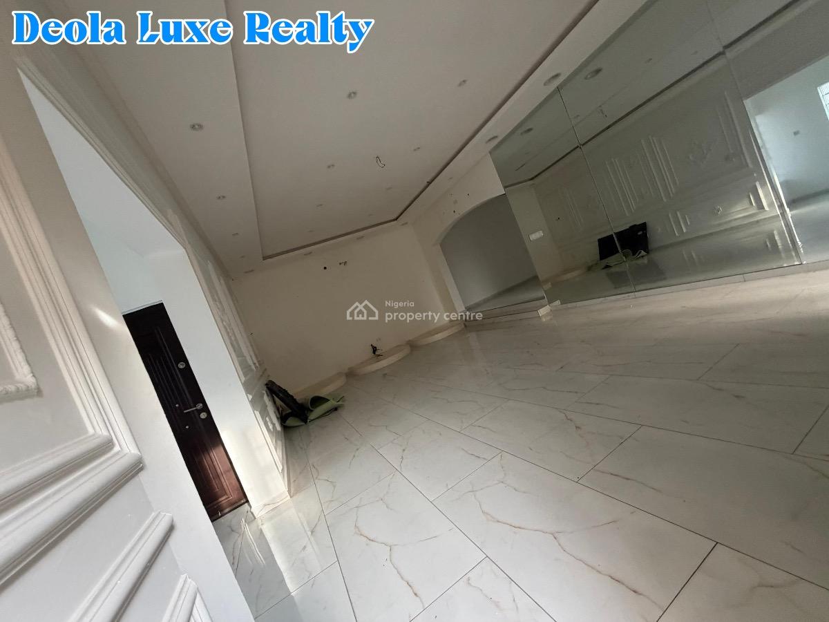 Hot Deal:a Well Maintained 5 Bedrooms Detached Duplex with 2 Rooms Bq, Off Admiralty Way, Lekki Phase 1, Lekki, Lagos, Detached Duplex for Rent