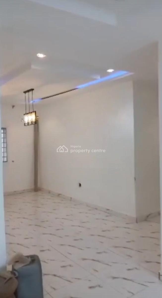 Give Away Price New 3 Bedrooms Flat in Estate 2nd Floor for Sell, Lokogoma District, Abuja, Flat / Apartment for Sale