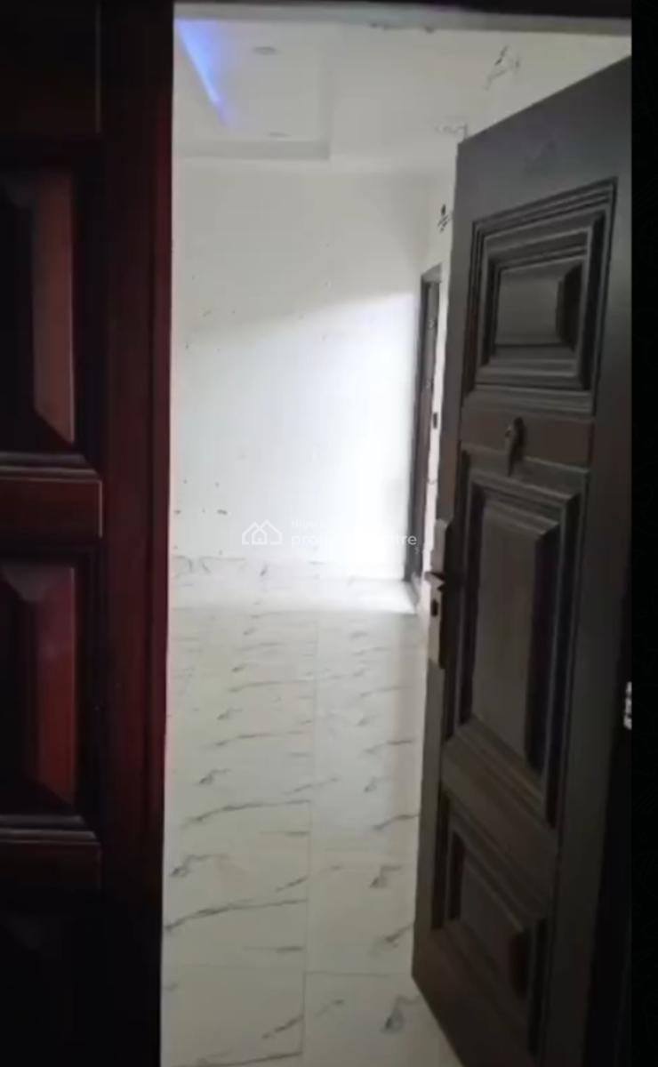Give Away Price New 3 Bedrooms Flat in Estate 2nd Floor for Sell, Lokogoma District, Abuja, Flat / Apartment for Sale