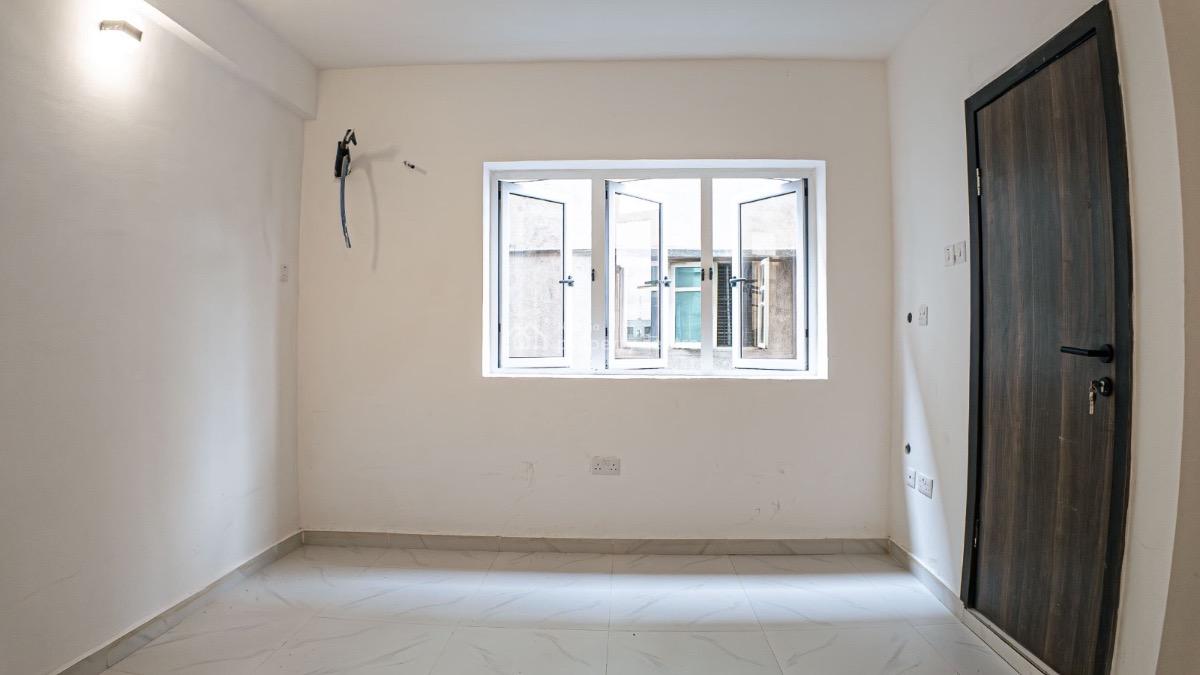Well Maintained 3 Bedroom Apartment, Surulere, Lagos, Flat / Apartment for Sale