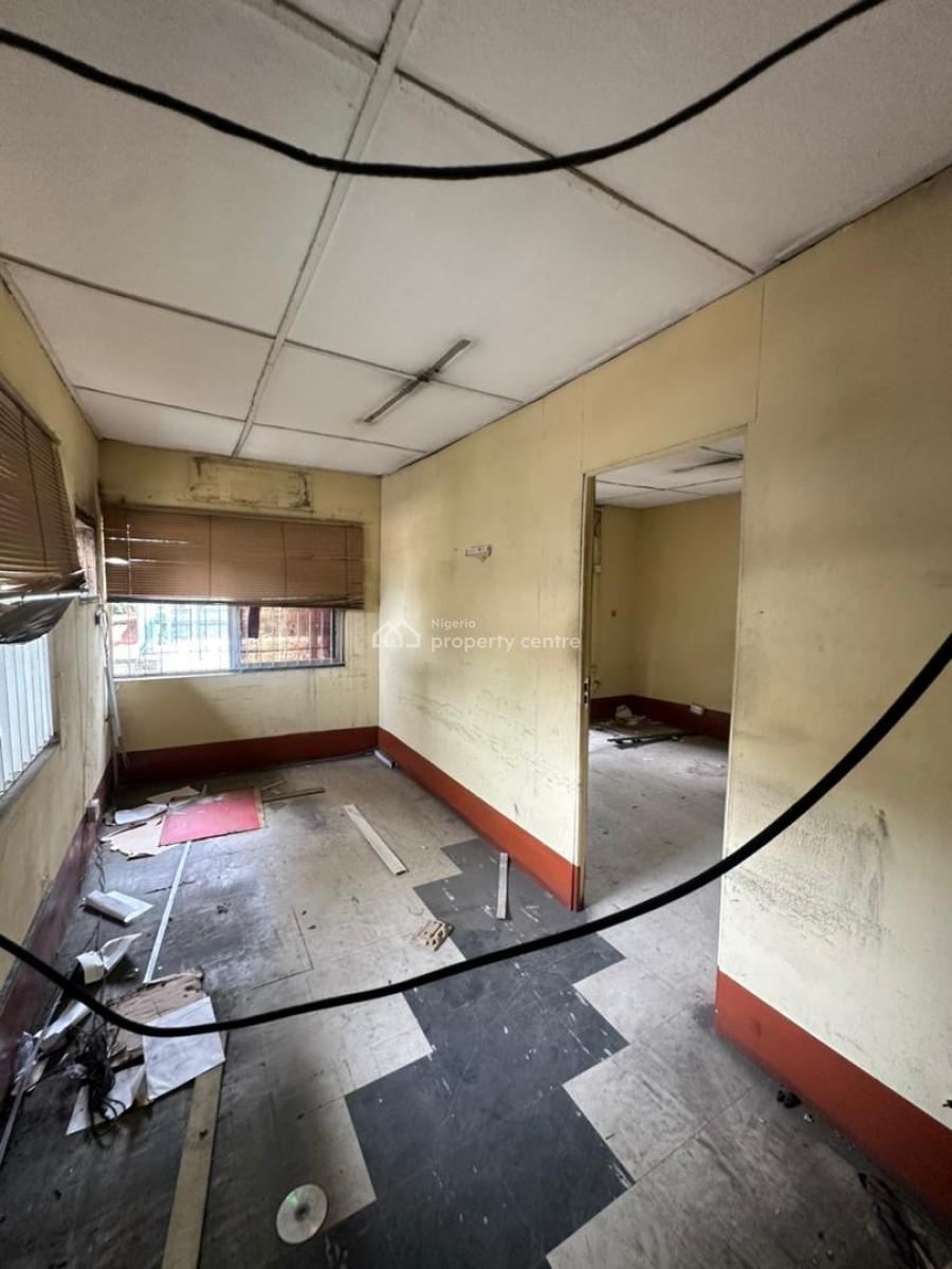 House on Large Land Measuring 2000sqm, Victoria Island (vi), Lagos, Commercial Property for Rent
