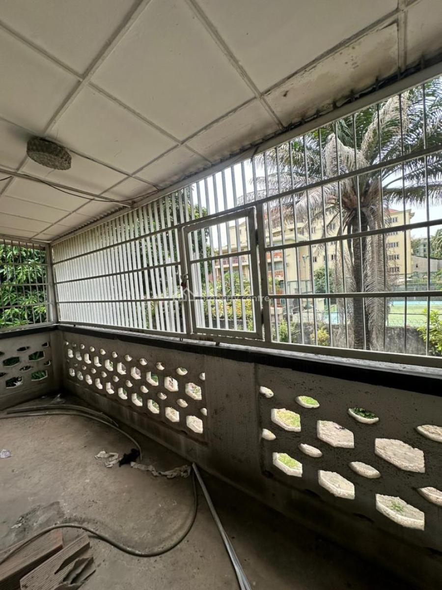 House on Large Land Measuring 2000sqm, Victoria Island (vi), Lagos, Commercial Property for Rent