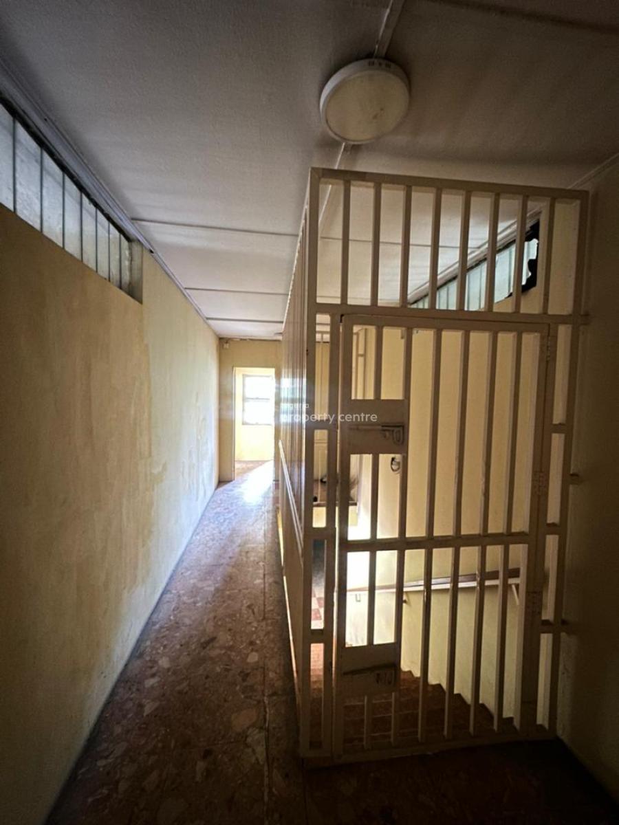 House on Large Land Measuring 2000sqm, Victoria Island (vi), Lagos, Commercial Property for Rent