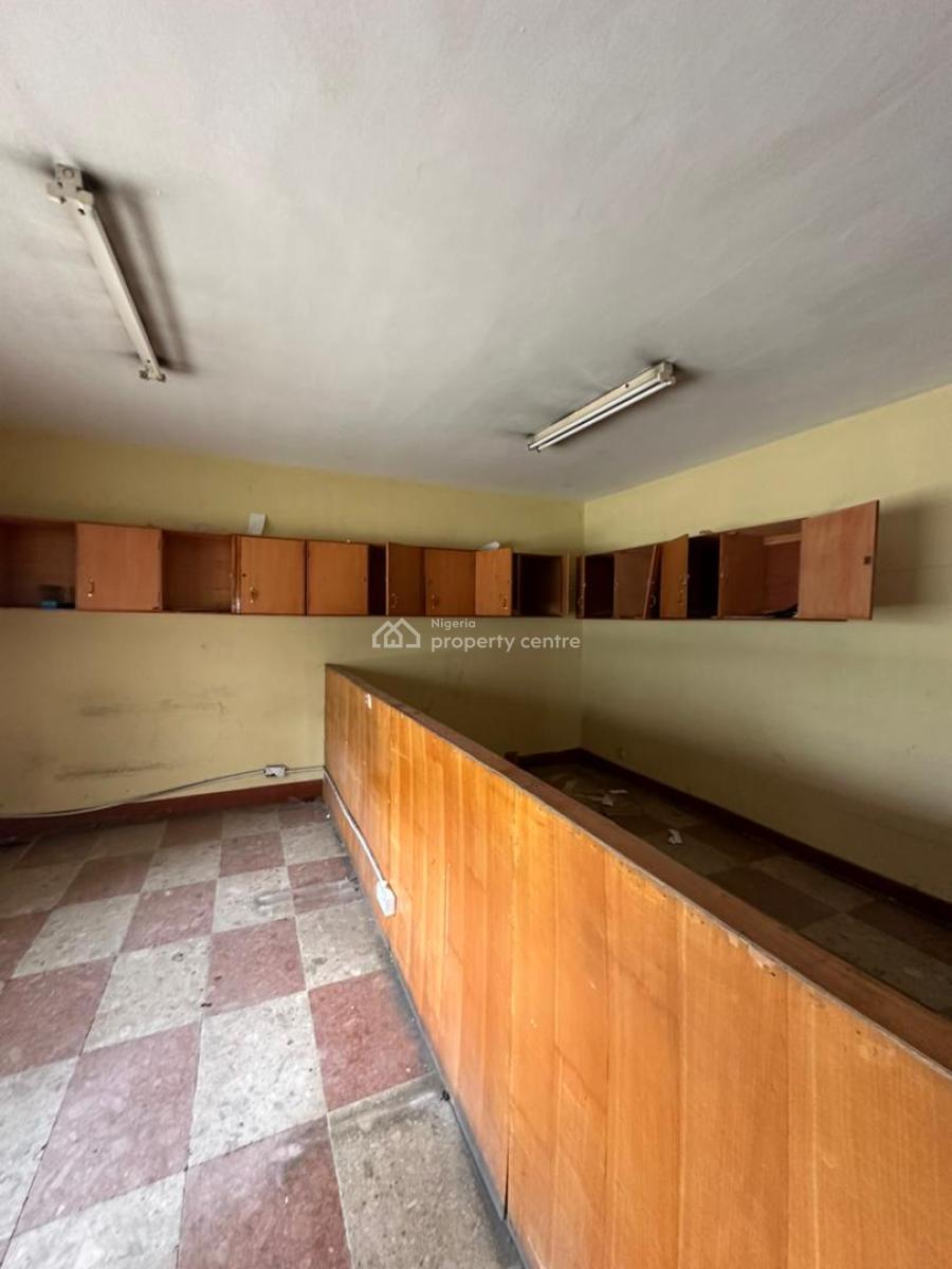 House on Large Land Measuring 2000sqm, Victoria Island (vi), Lagos, Commercial Property for Rent
