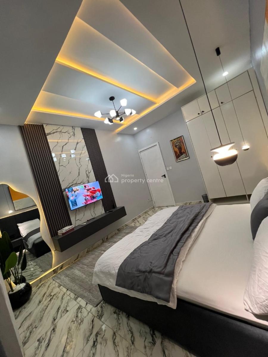 2bedroom Apartment with Ps5, Swimming Pool,air Hockey, 24/7 Security, Lekki Phase 1, Lekki, Lagos, Flat / Apartment Short Let