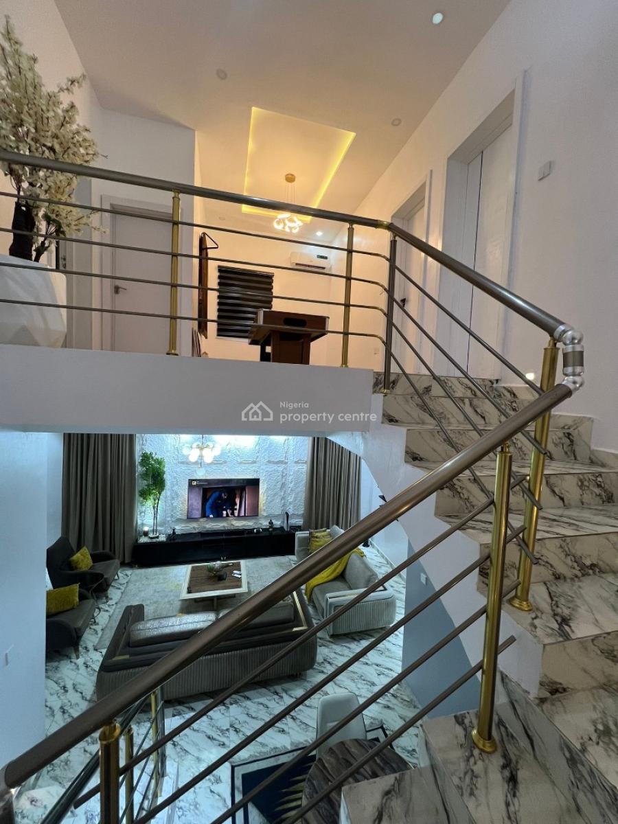 2bedroom Apartment with Ps5, Swimming Pool,air Hockey, 24/7 Security, Lekki Phase 1, Lekki, Lagos, Flat / Apartment Short Let