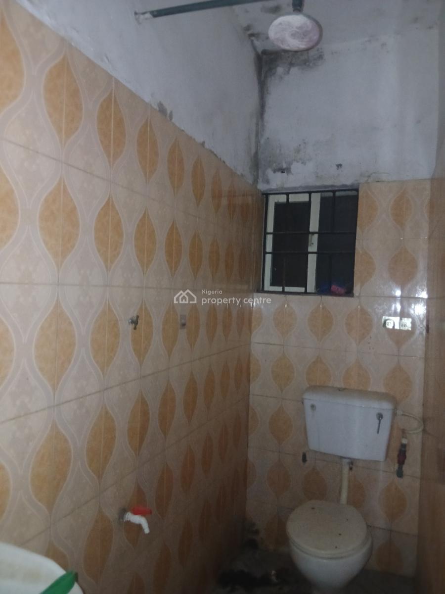 Nicely Decent Standard 2-bedroom, Yaba, Lagos, Flat / Apartment for Rent