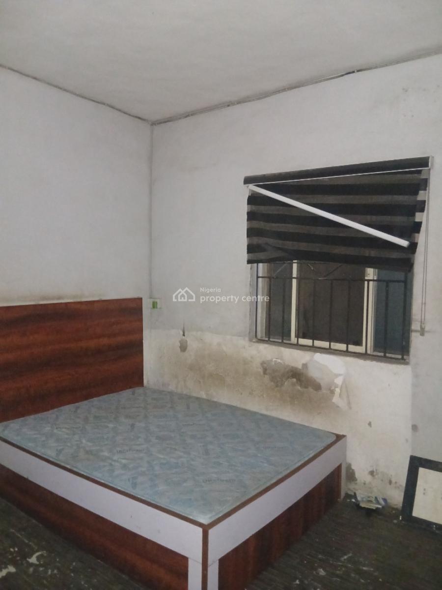 Nicely Decent Standard 2-bedroom, Yaba, Lagos, Flat / Apartment for Rent