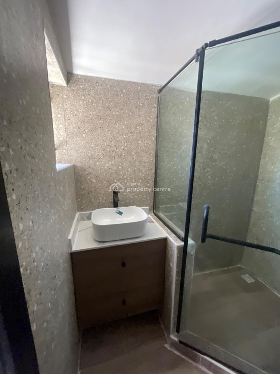 Newly Renovated 2 Bedroom Apartments, Oniru, Oniru, Victoria Island (vi), Lagos, Flat / Apartment for Rent