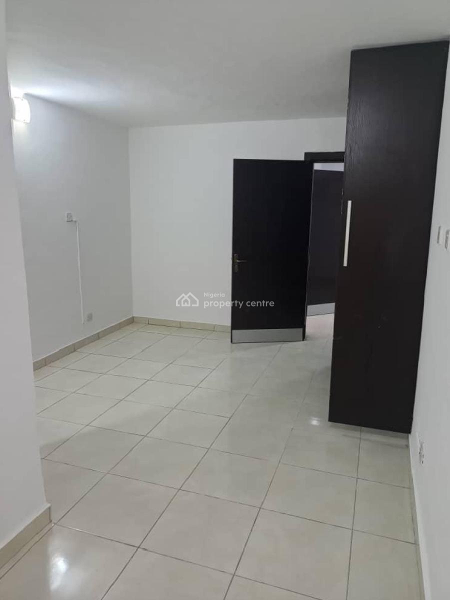 a 4 Bedroom Flat with No Bq for Office Use Only on 2nd Floor, Victoria Island (vi), Lagos, Office Space for Rent