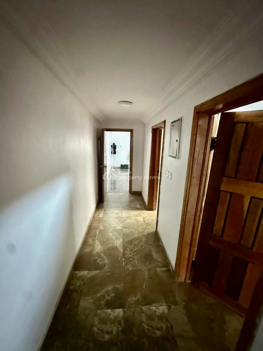 Well Maintained Self Service in a Serene Environment, Ologolo, Lekki, Lagos, Flat / Apartment for Rent