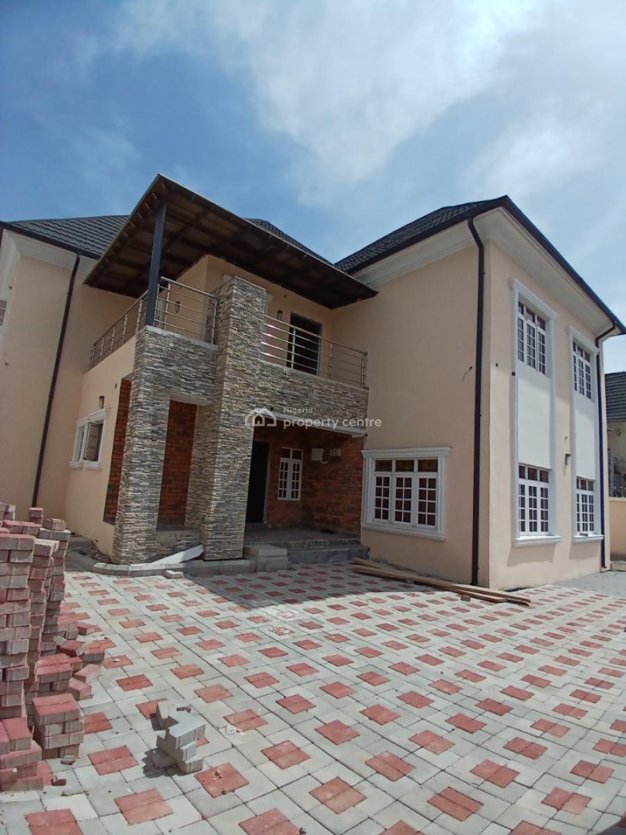 Fully Furnished 5 Bedroom Fully Detached Duplex with 2room Bq, Guzape District Abuja Diplomatic Zone, Guzape District, Abuja, Detached Duplex for Sale