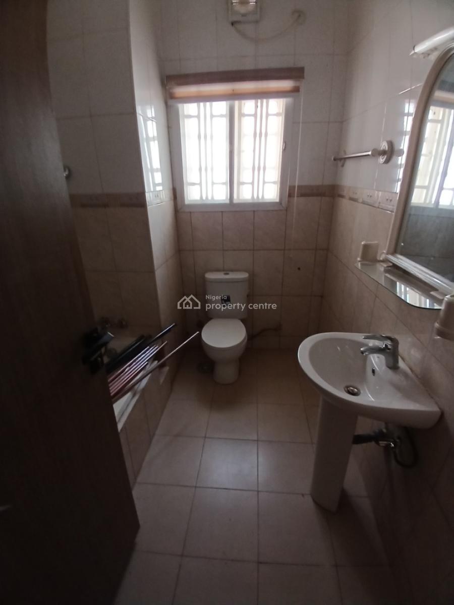Fully Furnished 5 Bedroom Fully Detached Duplex with 2room Bq, Guzape District Abuja Diplomatic Zone, Guzape District, Abuja, Detached Duplex for Sale
