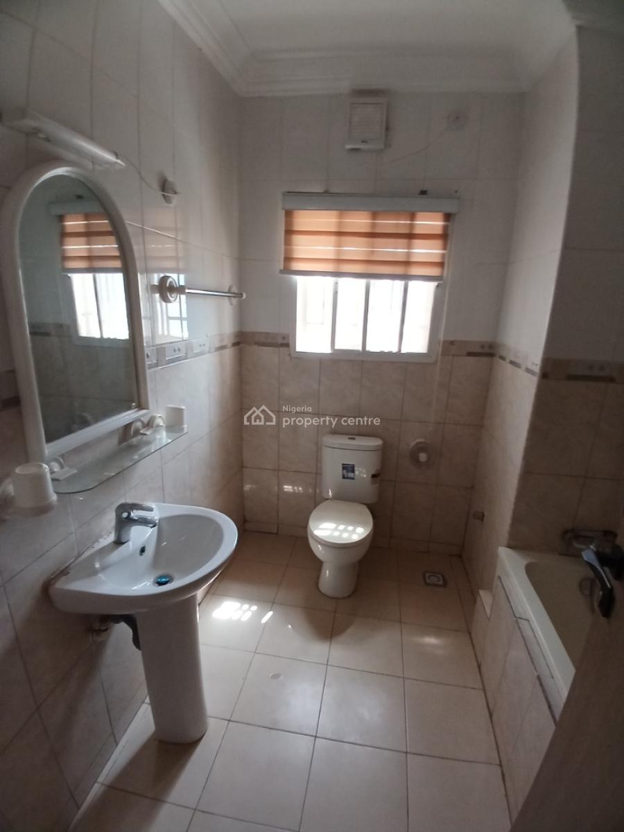 Fully Furnished 5 Bedroom Fully Detached Duplex with 2room Bq, Guzape District Abuja Diplomatic Zone, Guzape District, Abuja, Detached Duplex for Sale