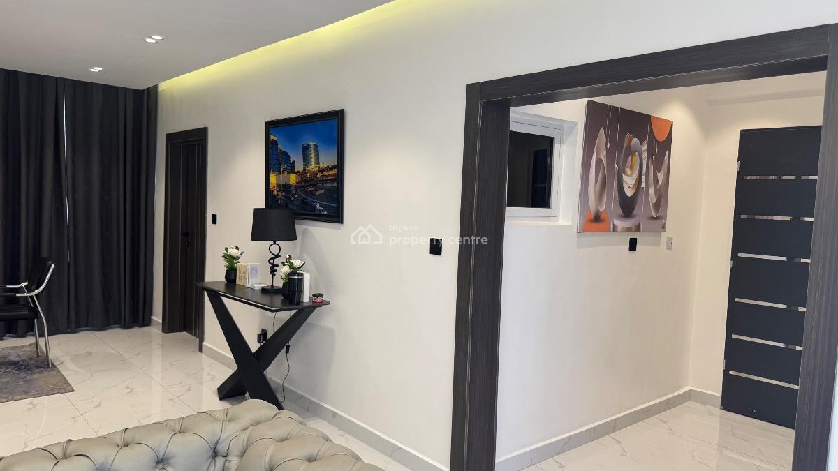 Beautiful 3bed in Ikoyi, Awolowo Road, Ikoyi, Lagos, Flat / Apartment Short Let