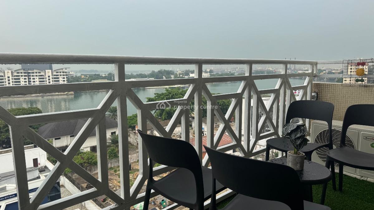 Beautiful 3bed in Ikoyi, Awolowo Road, Ikoyi, Lagos, Flat / Apartment Short Let
