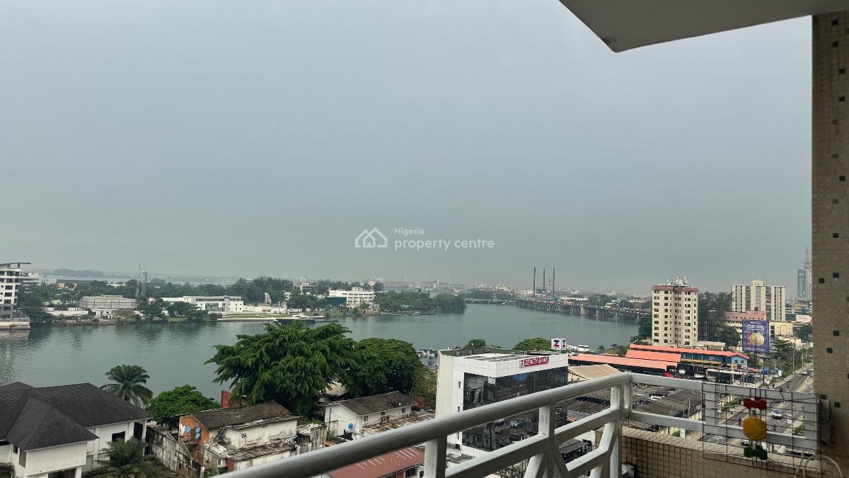 Beautiful 3bed in Ikoyi, Awolowo Road, Ikoyi, Lagos, Flat / Apartment Short Let