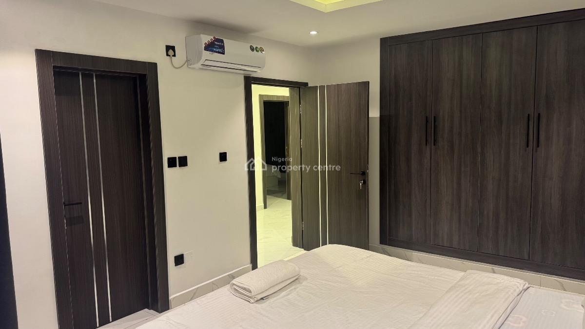 Beautiful 3bed in Ikoyi, Awolowo Road, Ikoyi, Lagos, Flat / Apartment Short Let