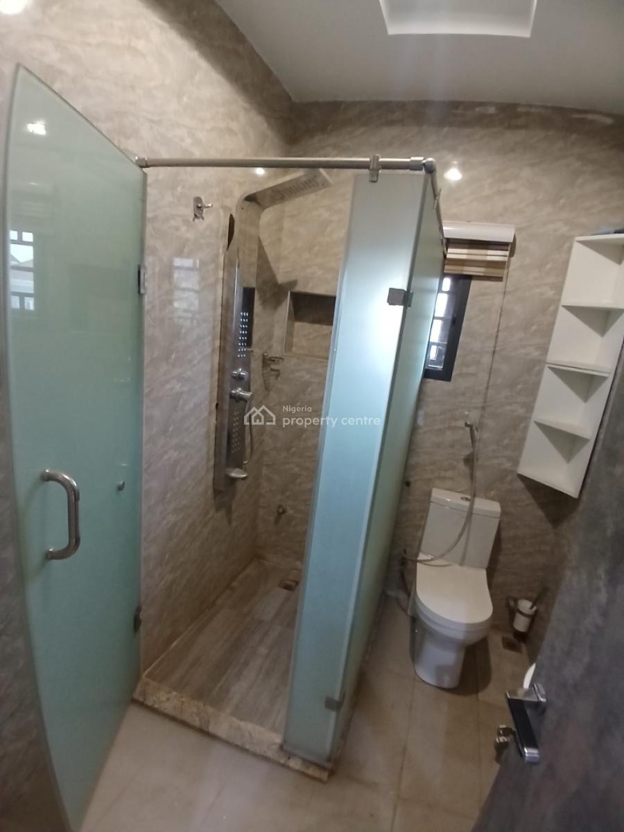 Well Renovated 5 Bedroom Fully Detached Duplex with 2room Bq, Naf Valley Estate Asokoro Abuja Diplomatic Zone, Asokoro District, Abuja, Detached Duplex for Sale