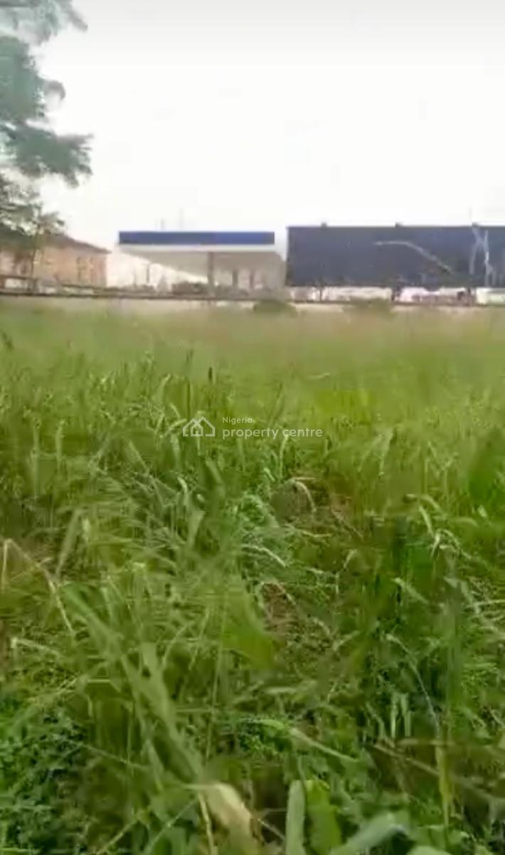 Fenced and Gated  2,100sqm Land, Agidingbi, Ikeja, Lagos, Commercial Land for Sale