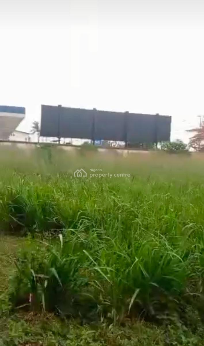Fenced and Gated  2,100sqm Land, Agidingbi, Ikeja, Lagos, Commercial Land for Sale