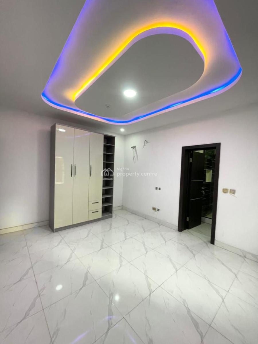 Luxury Spacious 2 Bedroom Apartment with Bq, Elevator, Lekki Phase 1, Lekki, Lagos, Flat / Apartment for Sale
