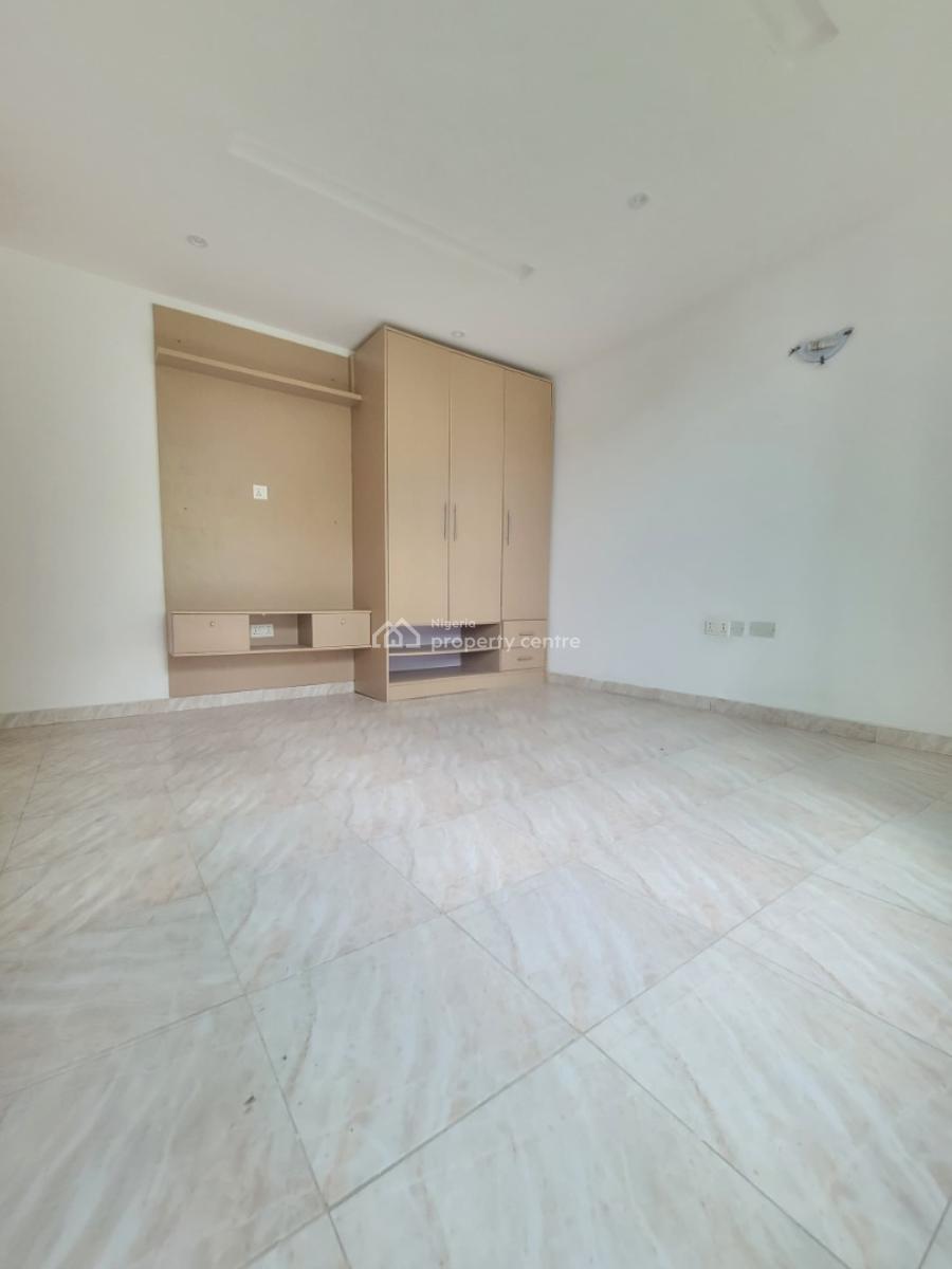 Spacious 3bedroom Flat, Royal View Estate, Agungi, Lekki, Lagos, Flat / Apartment for Sale