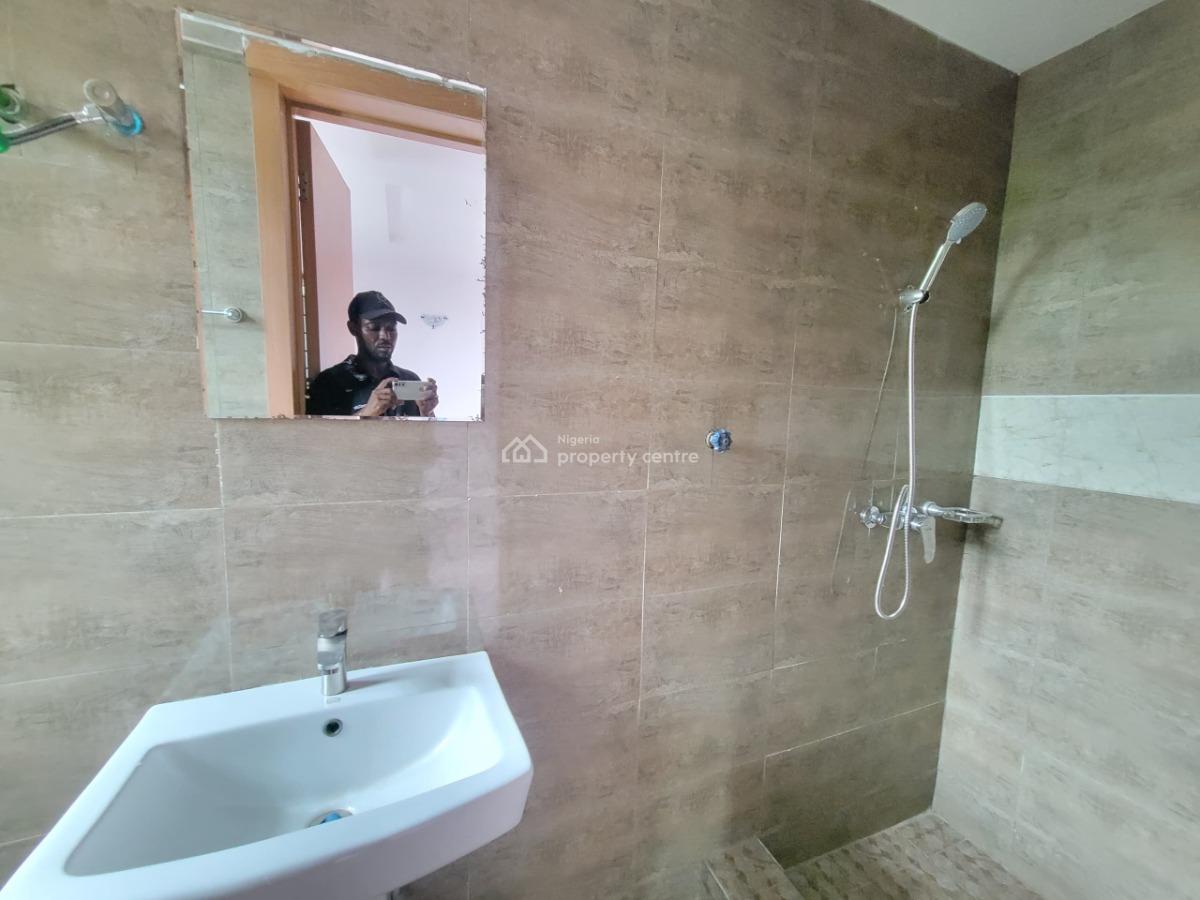 Spacious 3bedroom Flat, Royal View Estate, Agungi, Lekki, Lagos, Flat / Apartment for Sale