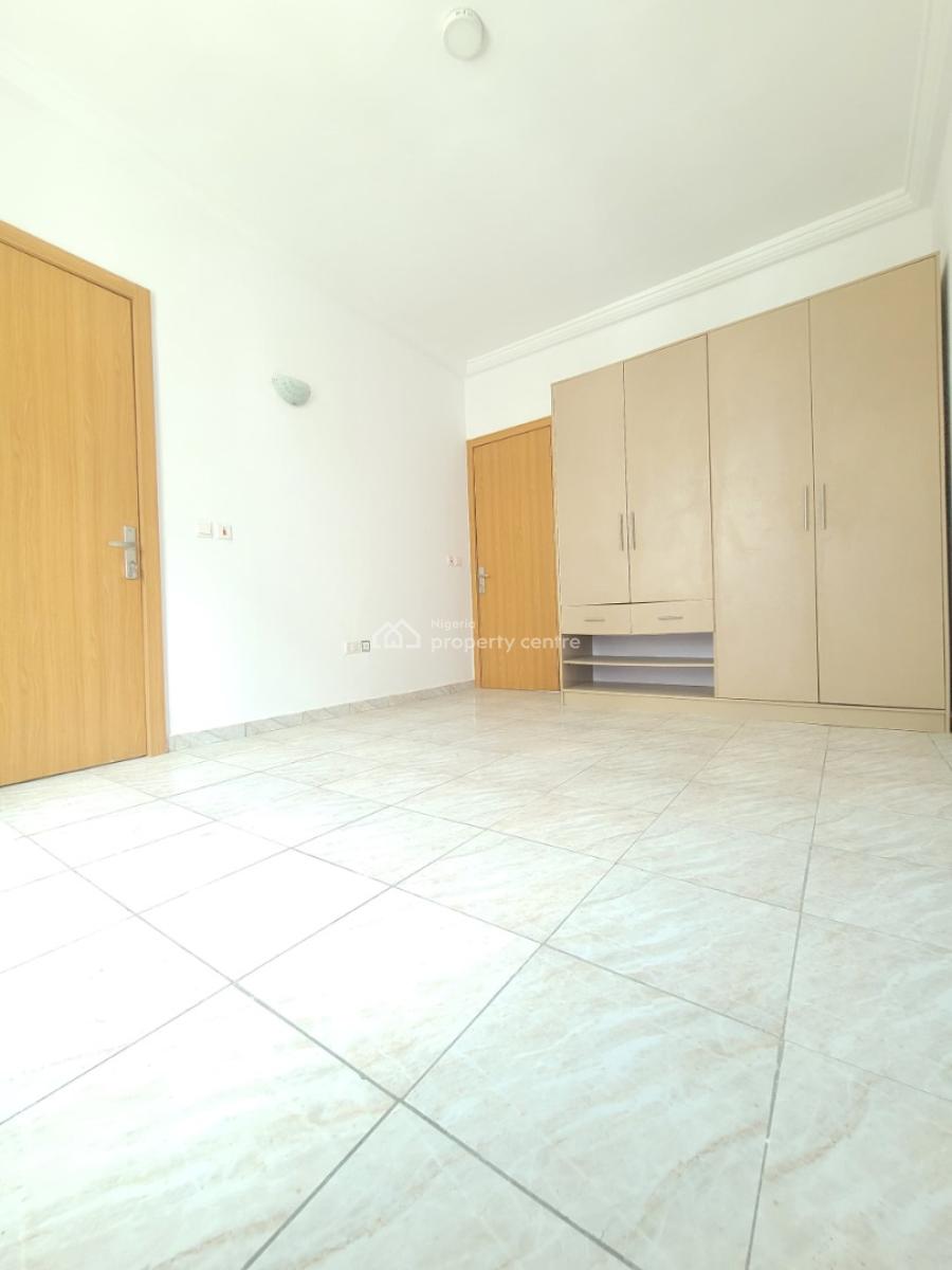 Standard 2bedroom Apartment, Royal View Estate, Agungi, Lekki, Lagos, Flat / Apartment for Sale