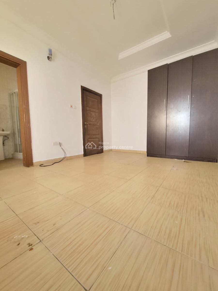 Spacious and Sharp 4 Bedroom Terrace Duplex, Royal View Estate, Agungi, Lekki, Lagos, Terraced Duplex for Rent