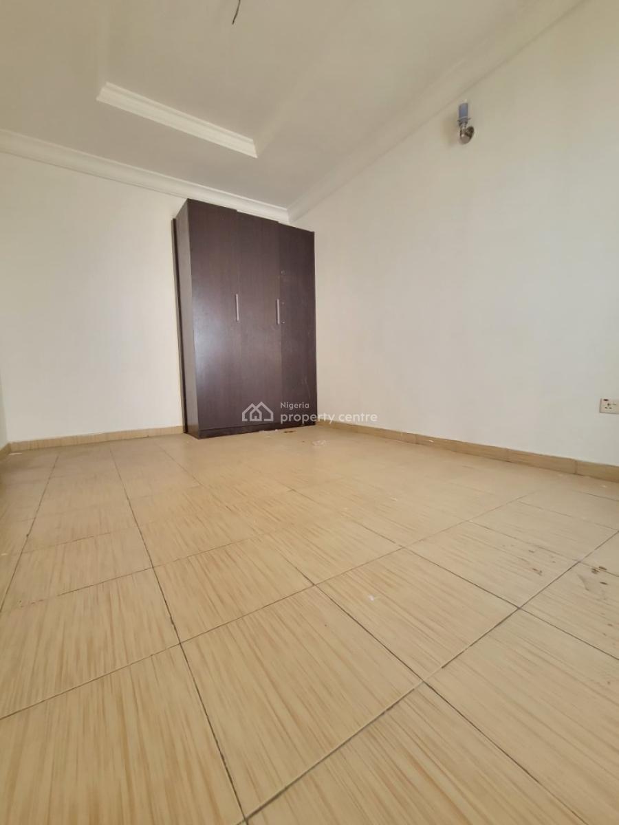 Spacious and Sharp 4 Bedroom Terrace Duplex, Royal View Estate, Agungi, Lekki, Lagos, Terraced Duplex for Rent