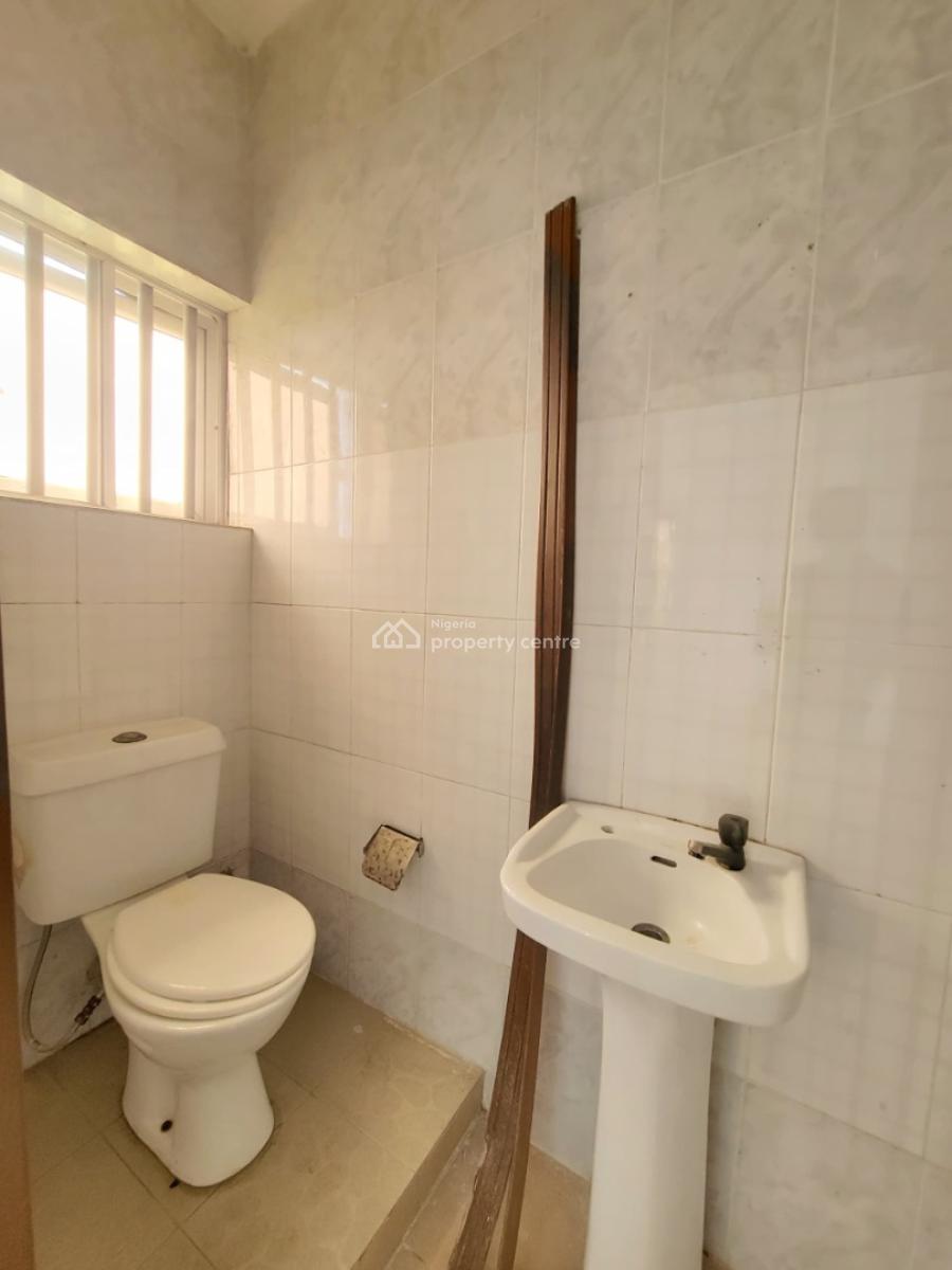 Spacious and Sharp 4 Bedroom Terrace Duplex, Royal View Estate, Agungi, Lekki, Lagos, Terraced Duplex for Rent