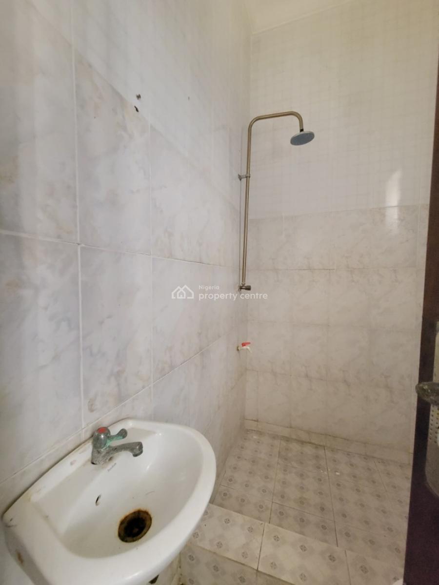 Spacious and Sharp 4 Bedroom Terrace Duplex, Royal View Estate, Agungi, Lekki, Lagos, Terraced Duplex for Rent