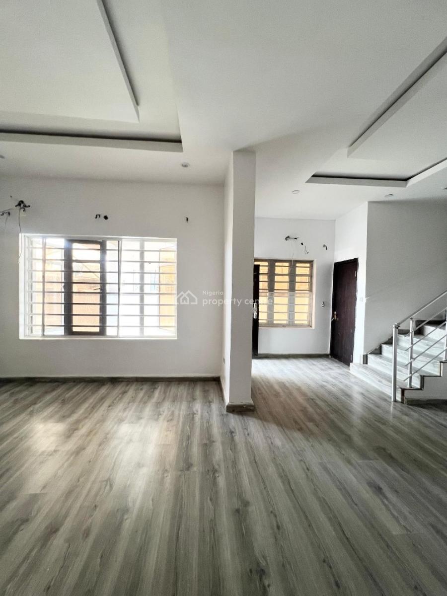 Luxury Self Compound 4 Bedroom Duplex with Bq & Security House, Spg, Ologolo, Lekki, Lagos, Semi-detached Duplex for Rent