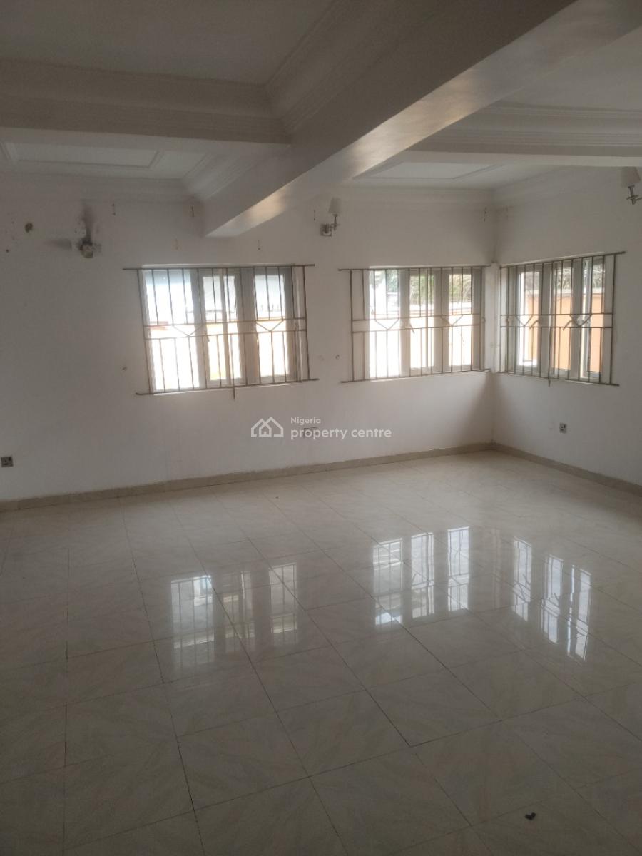 Sharp and Spacious 5 Bedroom Duplex in a Call in Estate, Ogidan Sangotedo, Sangotedo, Ajah, Lagos, Flat / Apartment for Rent