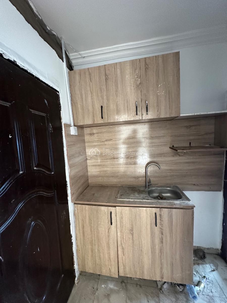 a Standard Renovated One Bedroom in a Lovely Environment, 6th Avanue, Gwarinpa, Abuja, Mini Flat (room and Parlour) for Rent