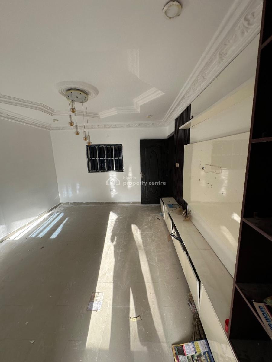 a Standard Renovated One Bedroom in a Lovely Environment, 6th Avanue, Gwarinpa, Abuja, Mini Flat (room and Parlour) for Rent