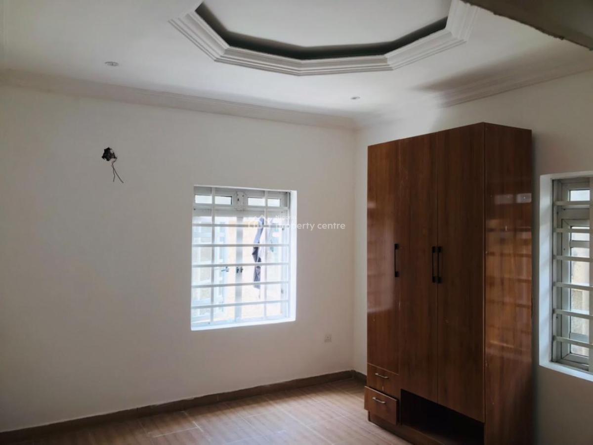 a Standard Renovated Two Bedroom in a Lovely Environment, 3rd Avenue, Gwarinpa, Abuja, Flat / Apartment for Rent