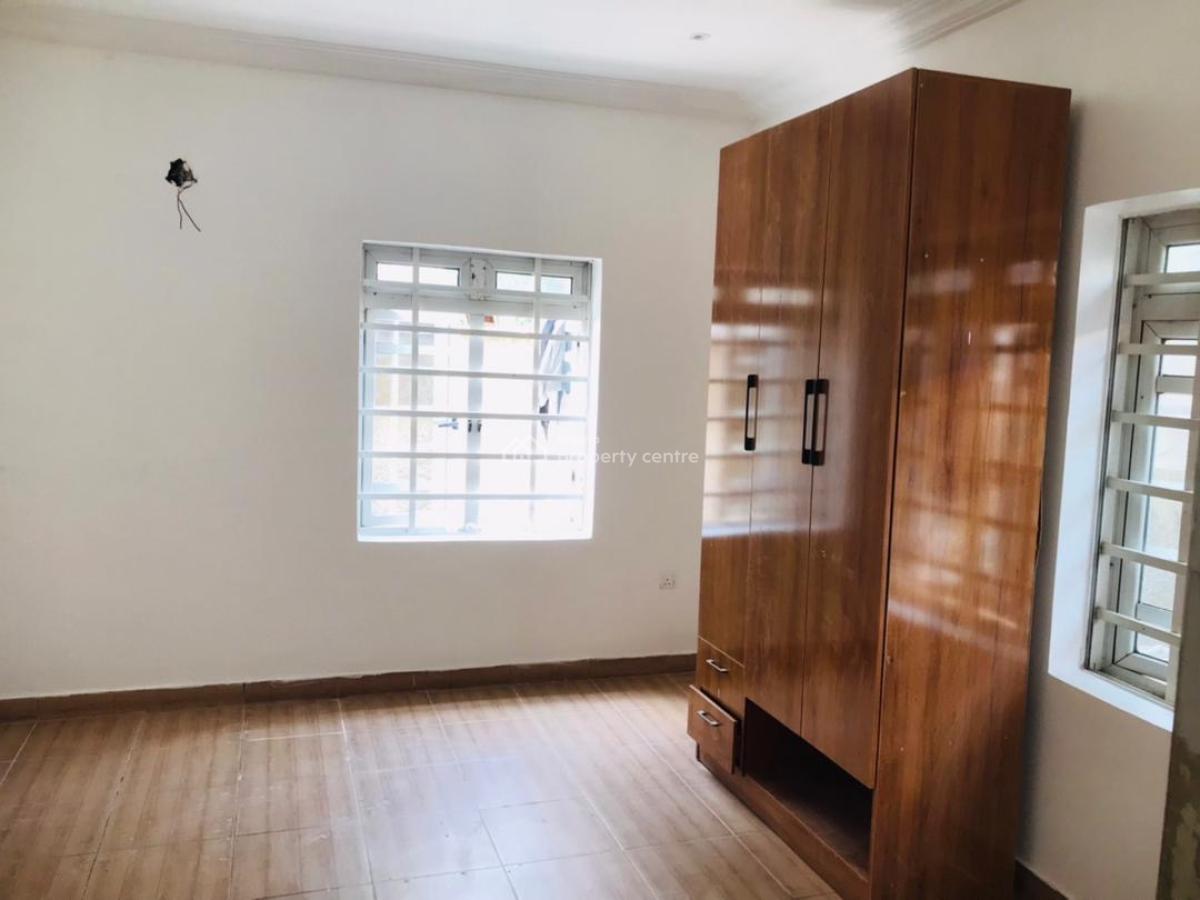 a Standard Renovated Two Bedroom in a Lovely Environment, 3rd Avenue, Gwarinpa, Abuja, Flat / Apartment for Rent