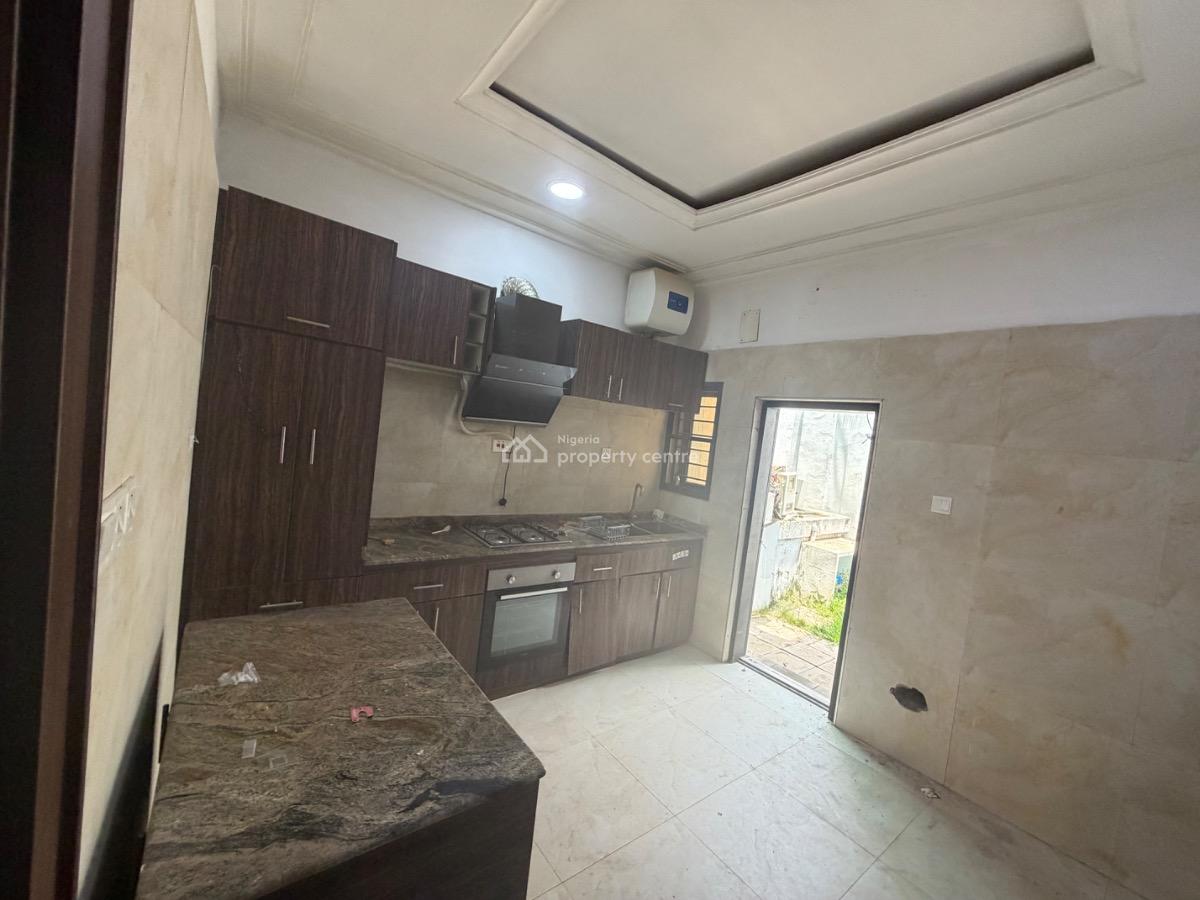 Standard 4 Bedroom Terrace Duplex, Guzape District, Abuja, House for Rent