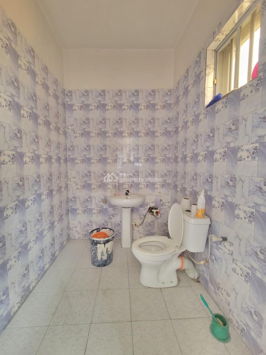 Shop/office Space Facing The Major Road, Jakande, Lekki, Lagos, Shop for Rent