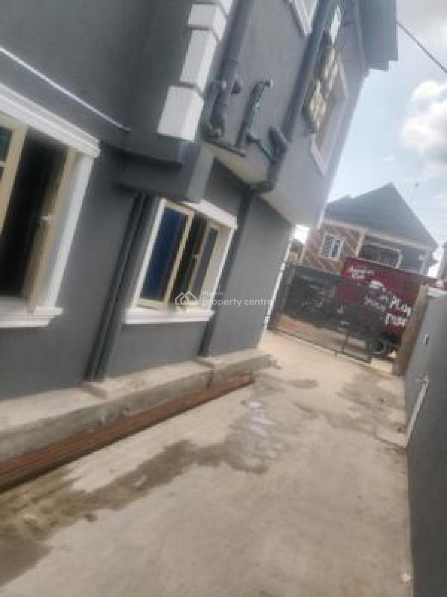 Renovated&spacious Miniflat in a Gated Street Accesible to Bustop, Ketu Alapere, Accesible to Everywhere, Ketu, Lagos, Mini Flat (room and Parlour) for Rent