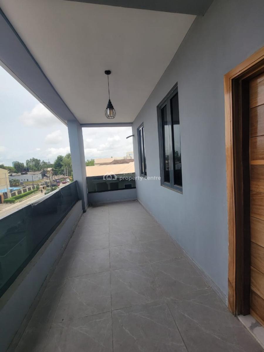 Luxury Home Just for Your Family., Obafemi Anibaba Str, Off Admiralty Way, Lekki, Lagos, Semi-detached Duplex for Sale