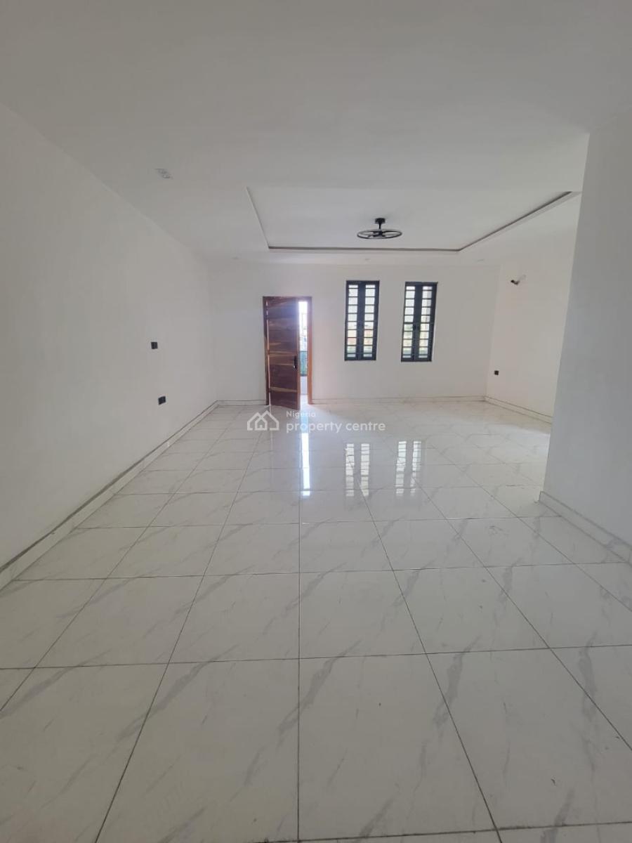 Luxury Home Just for Your Family., Obafemi Anibaba Str, Off Admiralty Way, Lekki, Lagos, Semi-detached Duplex for Sale