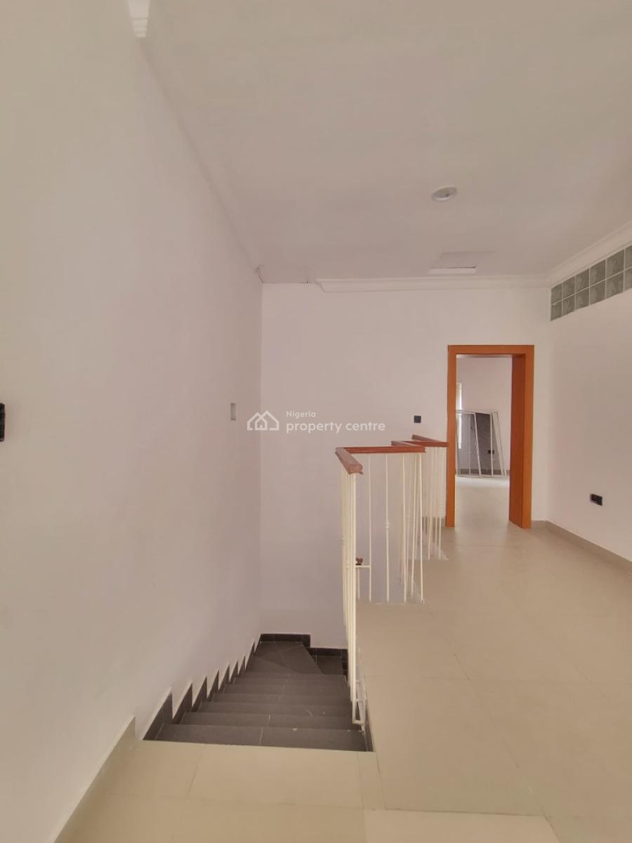Spacious 3bedroom Terrace Duplex, Jakande, Lekki, Lagos, Terraced Duplex for Sale