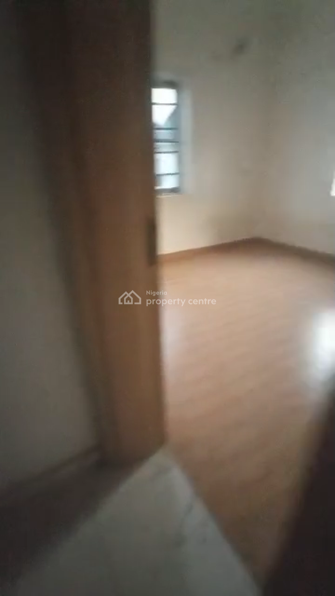 Clean 2 Bedroom Upstairs, Divine Estate Amuwo Lagos, Amuwo Odofin, Lagos, Flat / Apartment for Rent